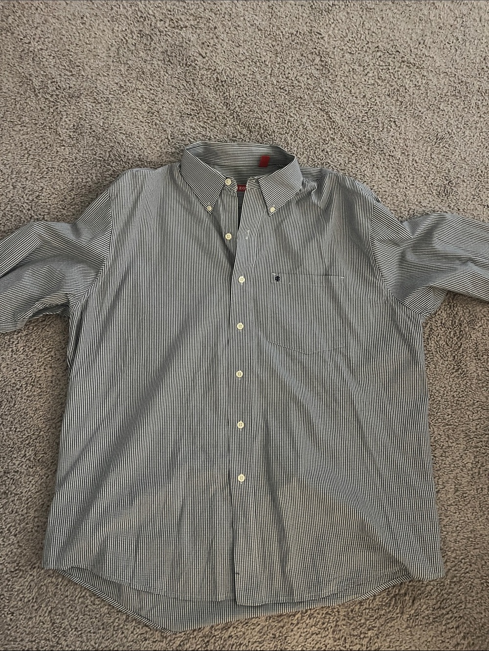 IZOD - Large Dress Shirt